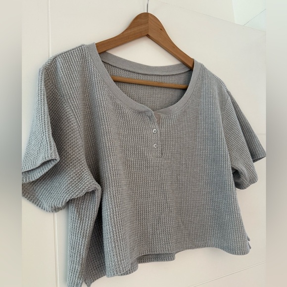 Harlow Henley Waffle Crop Top, size medium. - Picture 3 of 6